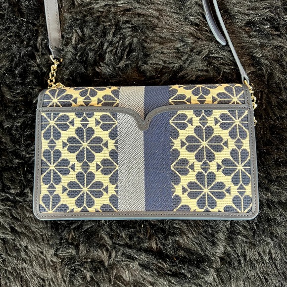 kate spade new york small hand bag with chain strap - Picture 2 of 9